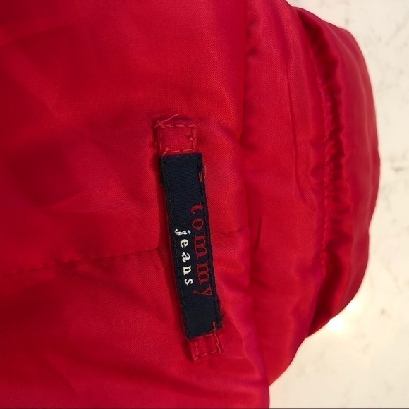VINTAGE Y2K Tommy Hilfiger Bright Shiny Cherry Red Puffer Zip Pocket Fall Vest - Picture 4 of 15